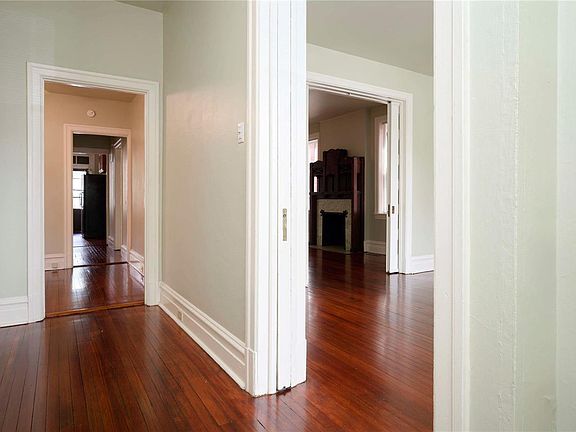 3rd image of 3411 Pestalozzi St
