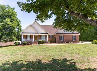 520 Dominion Way, Boiling Springs, SC 29316