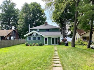 16 Ackerman Rd, Bernhards Bay, NY 13028