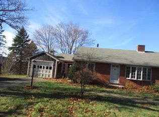 153 Cooper Rd, Northbridge, MA 01534