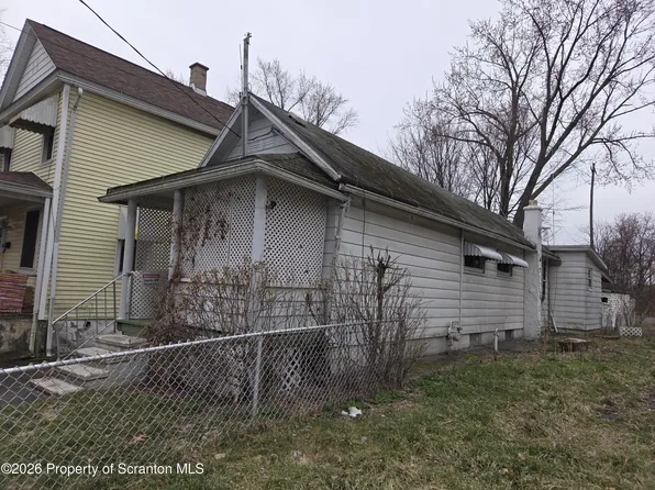 521 Albion St, Scranton, PA 18508