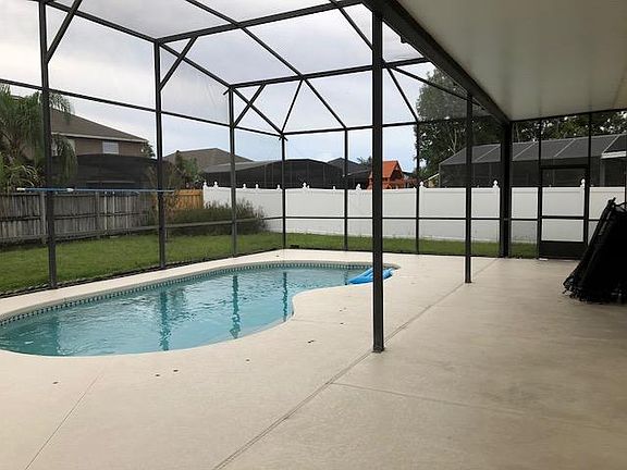 2nd image of 1322 Royal Saint George Dr