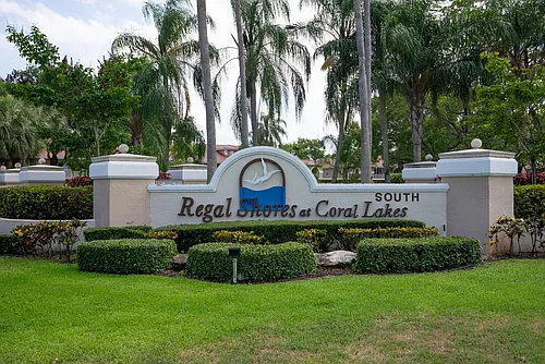 5952 Regal Glen Dr Photo 1