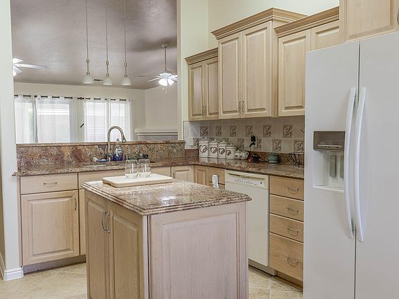 5th image of 145 N Mall Dr Unit 65