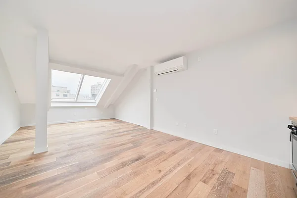 Rented by Living New York | media 4