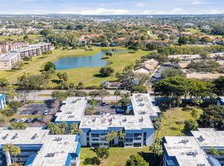 3180 Holiday Springs Blvd #5-112, Margate, FL 33063