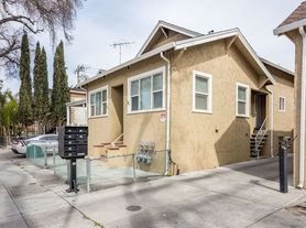 84-88 N 7th St