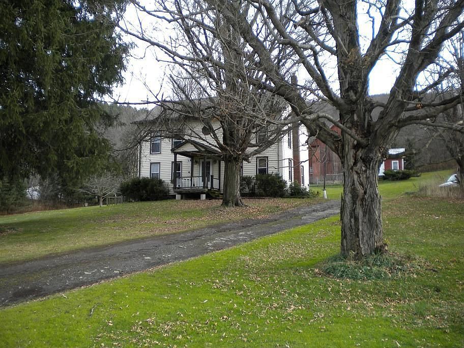300' road frontage