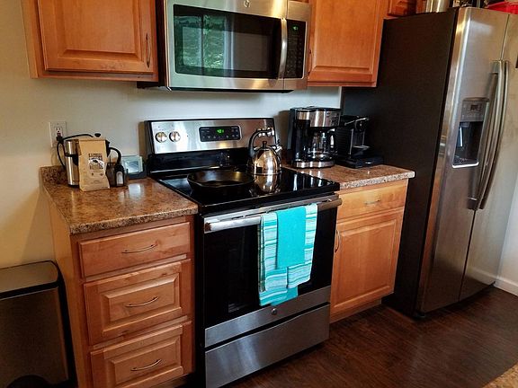 Kitchen with brand new appliances