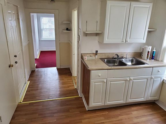 3rd image of 12 Van Buren St APT C