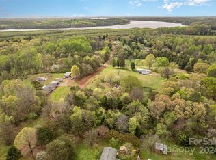 230 Knotty Pine Cir, Salisbury, NC 28146