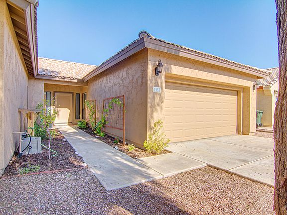 3rd image of 3638 W Menadota Dr