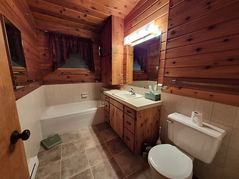 1050 Britton Rd — Photo 3