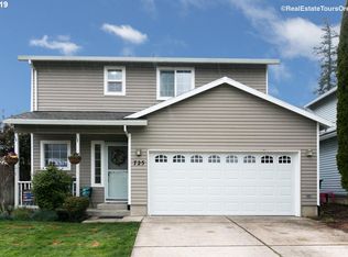 725 Alexandra Dr, Newberg, OR