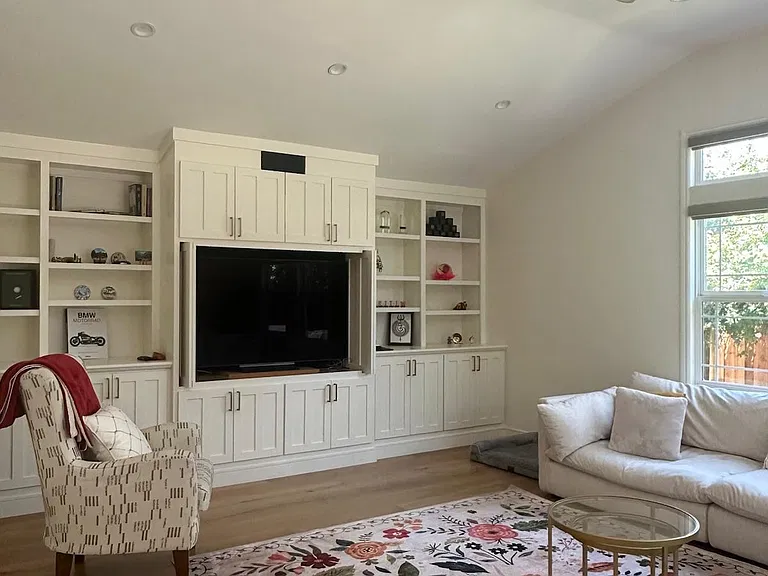 5140 Noella Way — Photo 4