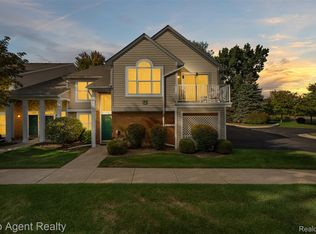 44935 Marigold Dr, Sterling Heights, MI 48314