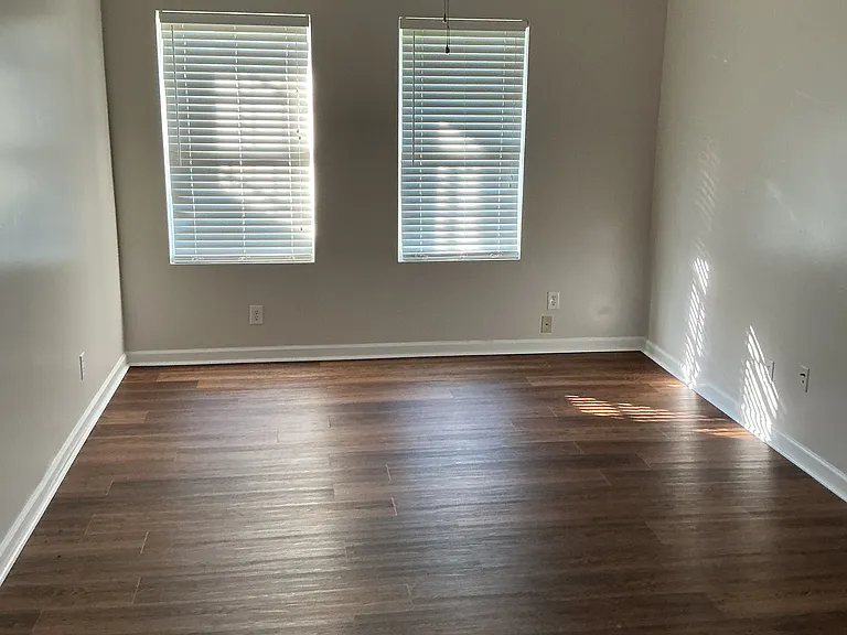 2 BR 1 Bath Apartment — Photo 13