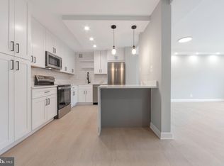 205 Yoakum Pkwy UNIT 516, Alexandria, VA 22304