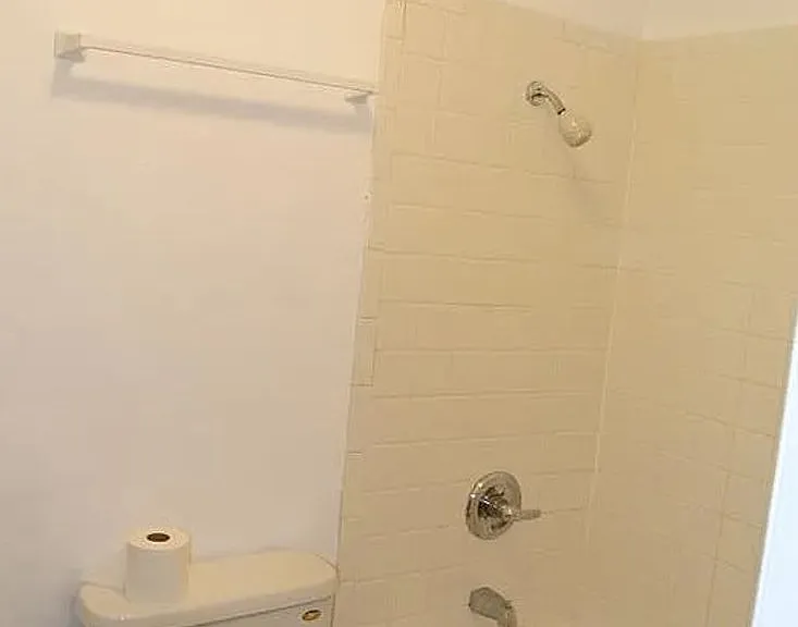 1608 Sycamore Dr #2 — Photo 11