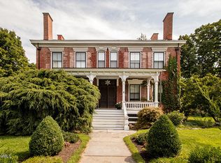 4 Albany Ave, Kinderhook, NY 12106