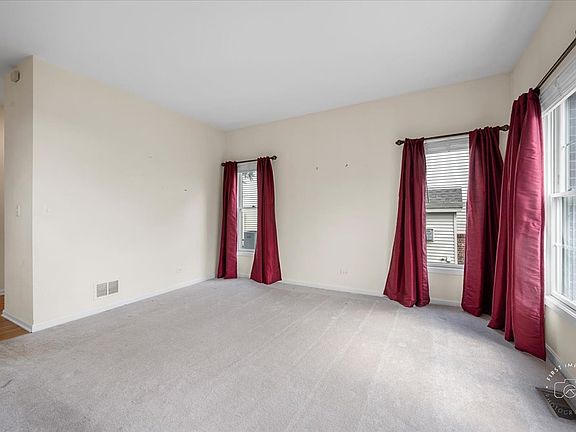 4th image of 1708 S Fairfield Ave