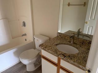 405 Farmer Rd APT 3G, Asheboro, NC 27203