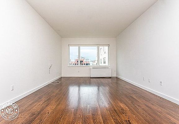 3rd image of 1209 Dekalb Ave #499