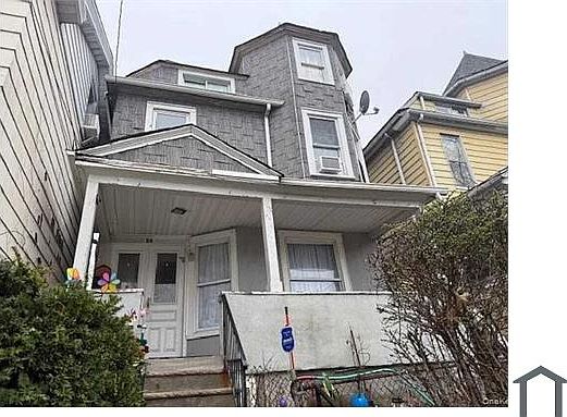 1st image of 39 N Terrace Ave Floor 2