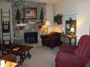 211 Oak Ridge Rd, Branson, MO 65616