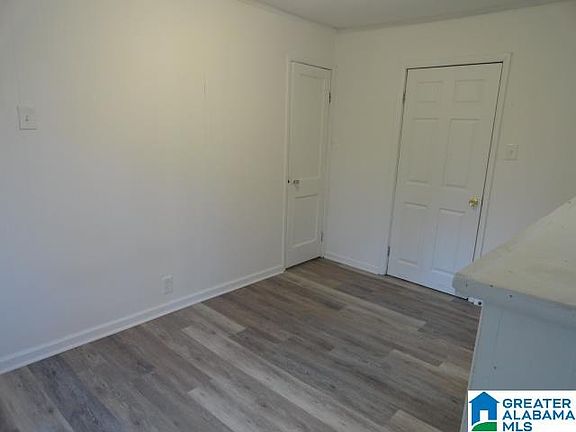 5th image of 1515 Haven Dr N