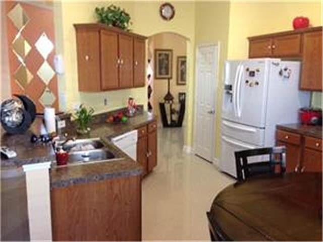 1st image of 4305 Sweet Clover Ln