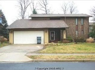 9001 Fort Craig Dr, Burke, VA 22015