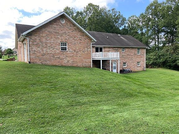 2nd image of 60 Tara Ct