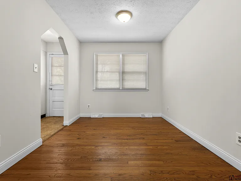 3330 Tisdale Dr — Photo 7