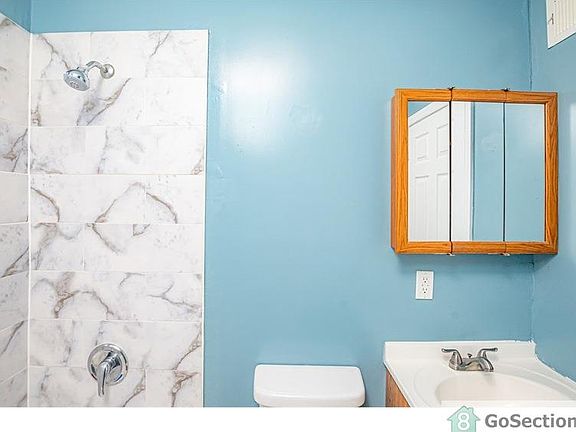 4th image of 21 Stuyvesant Ave #2B
