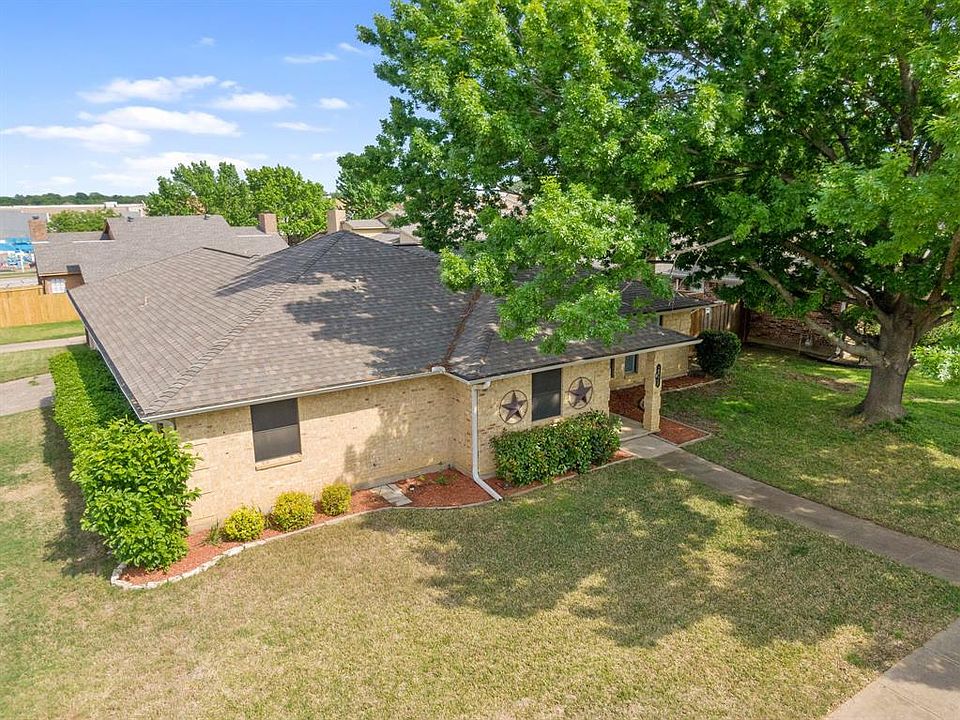 2820 Clearmeadow Dr, Bedford, TX 76021 Zillow