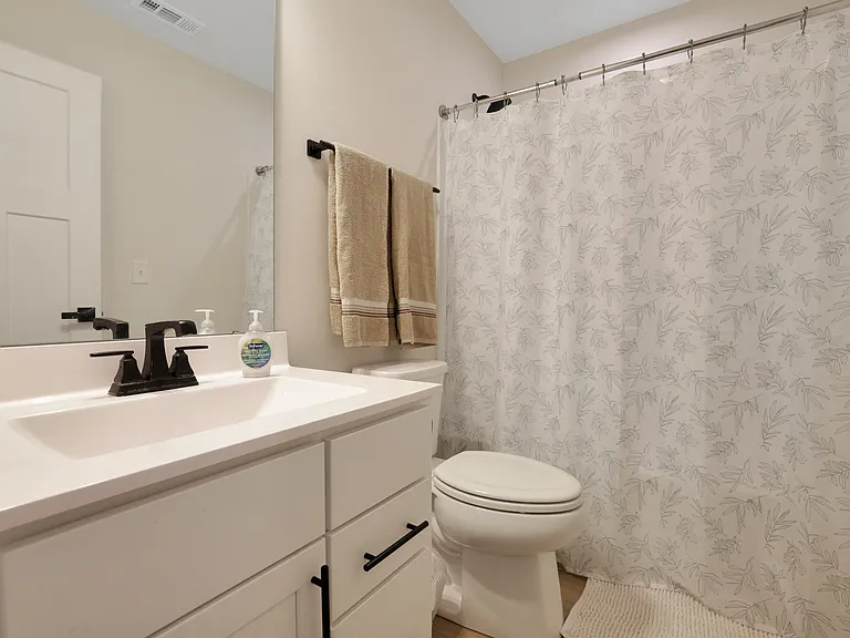 155 Canterbury Way — Photo 21