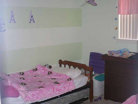 2nd image of 1207 Lisa Ln