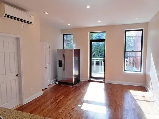 Rented by Citi Habitats | media 8