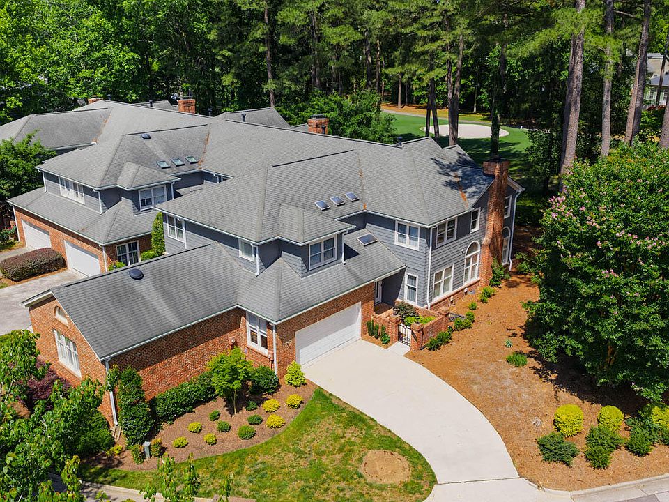1st image of 100 Greensview Dr