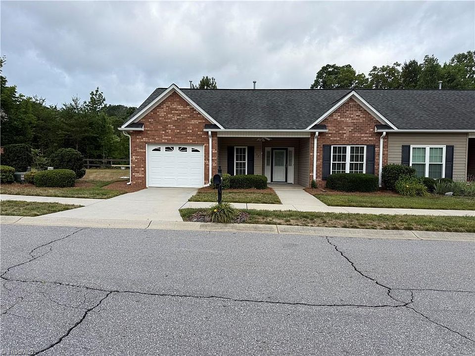 1st image of 137 Sterling Dr