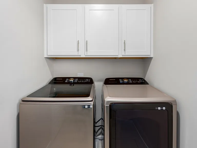 2134 W Harmont Dr — Photo 56
