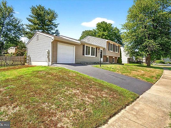 5th image of 109 Glade Blvd
