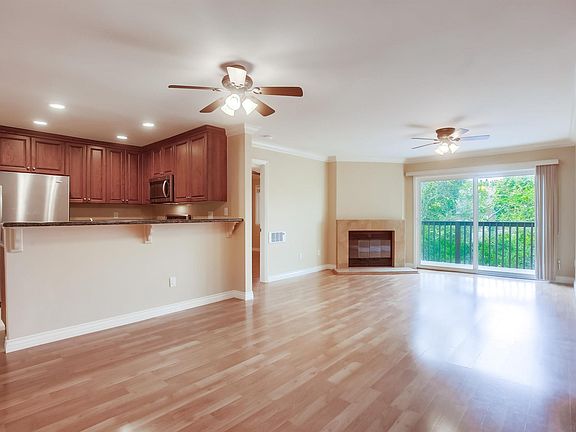 4th image of 3513 Caminito Sierra Unit 302