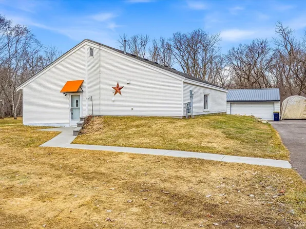 30120 Akerson St, Lindstrom, MN 55045