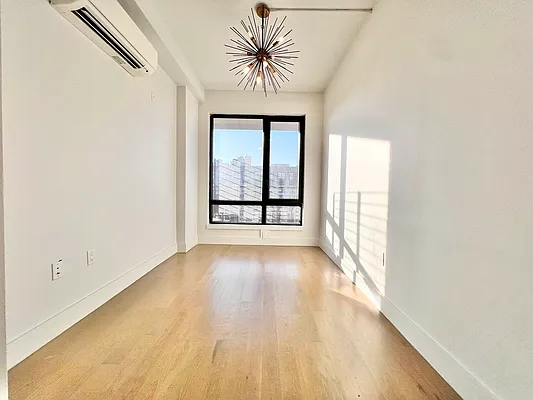 Rented by ERNY LLC | media 7