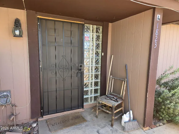 1823 E Kirkland Lane #A, Tempe, AZ 85281
