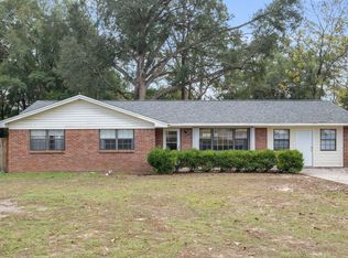 132 Phillips Dr, Crestview, FL 32536
