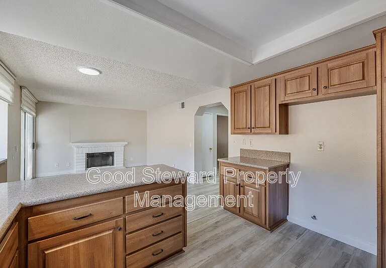 734 Morita Dr — Photo 11