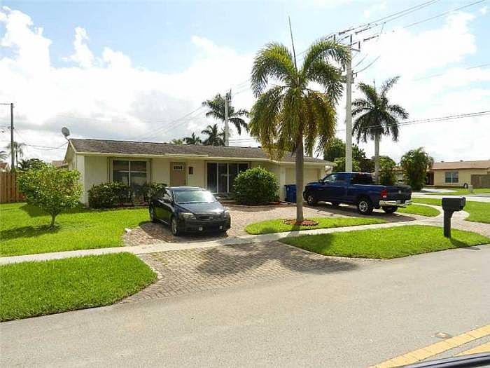 1st image of 11500 NW 37th St